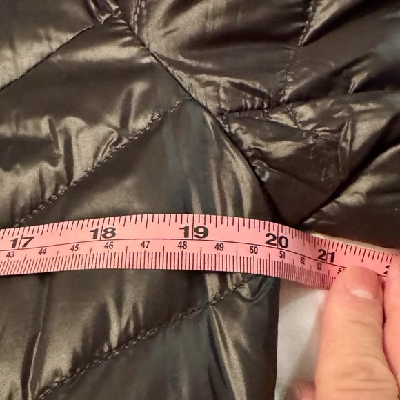 Mackage Tara RL Lightweight Down Jacket - Picture 6 of 6